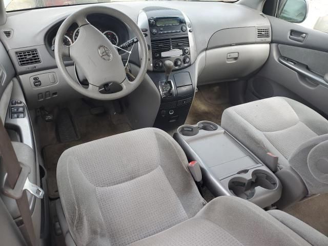 2008 Toyota Sienna CE