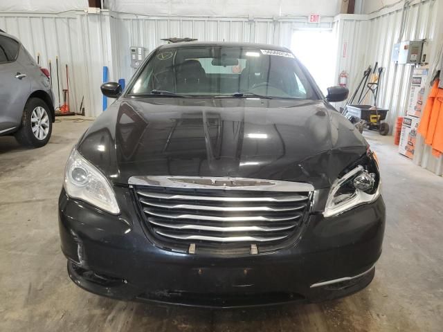 2013 Chrysler 200 LX