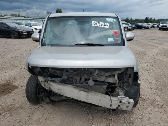 2010 Nissan Cube Base