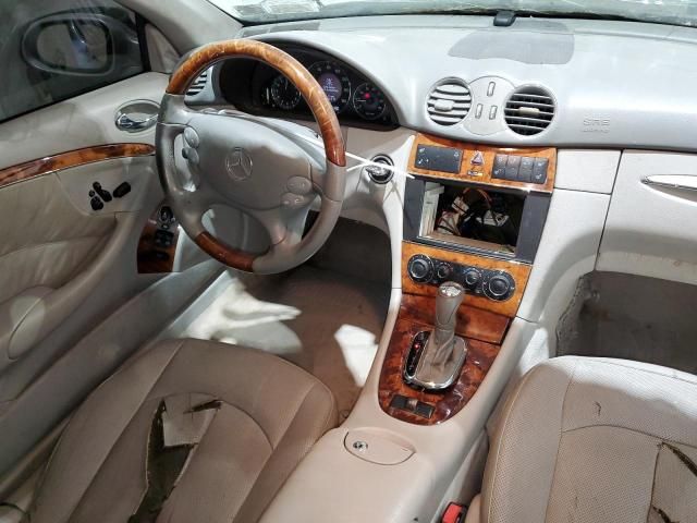 2005 Mercedes-Benz CLK 320