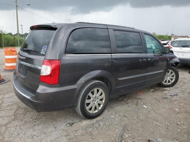 2016 Chrysler Town & Country Touring