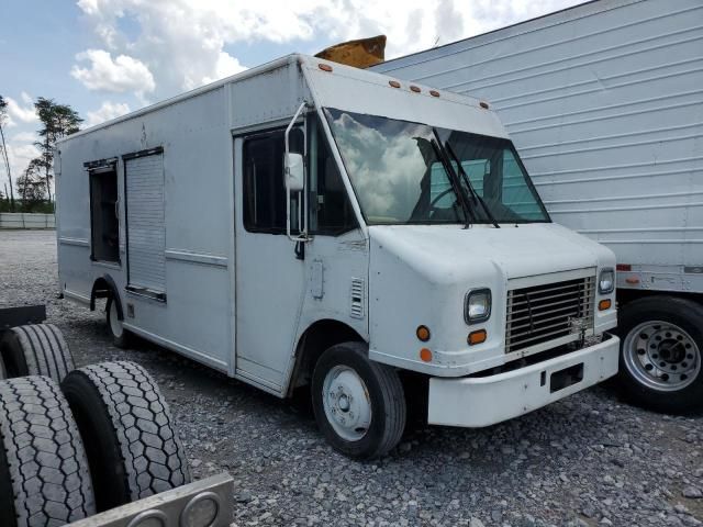 2004 Freightliner Chassis M Line WALK-IN Van