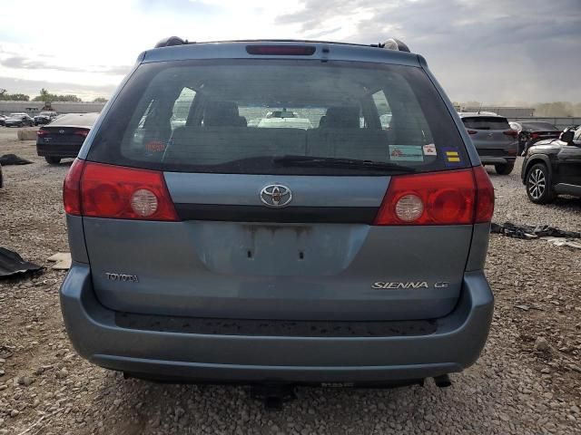 2006 Toyota Sienna CE