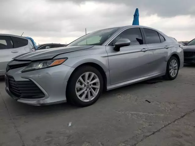 2021 Toyota Camry LE