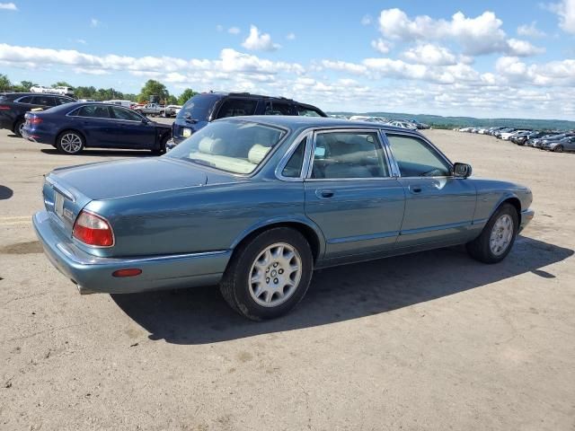 1999 Jaguar XJ8