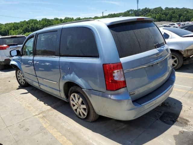 2013 Chrysler Town & Country Touring