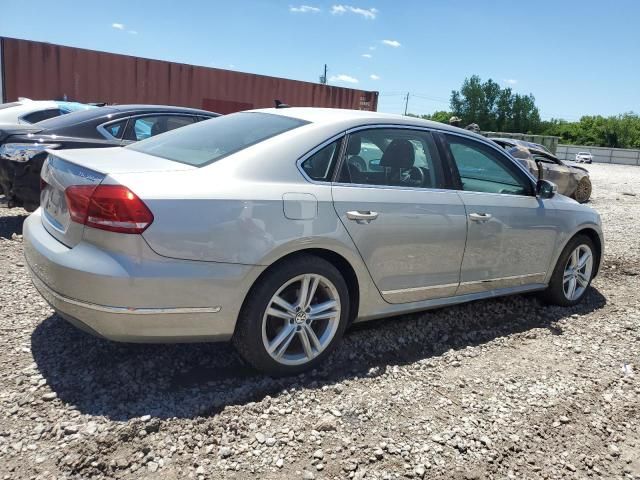 2013 Volkswagen Passat SEL