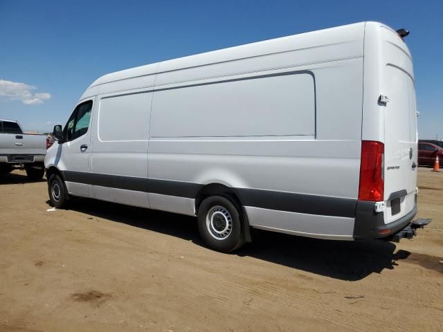 2022 Mercedes-Benz Sprinter 2500