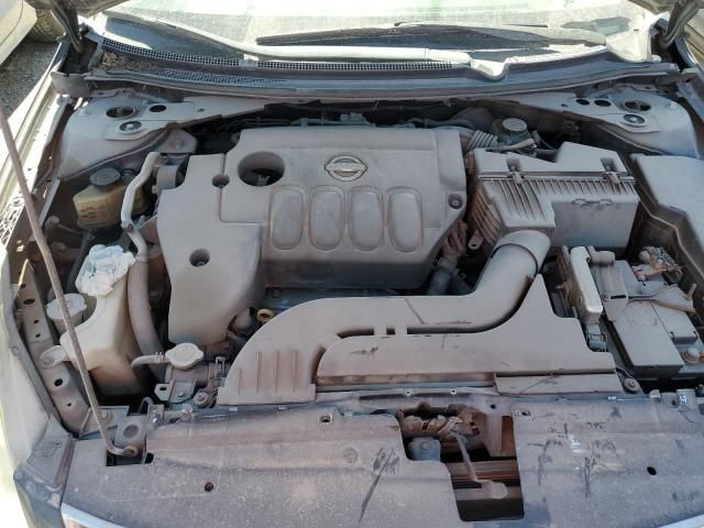 2010 Nissan Altima Base