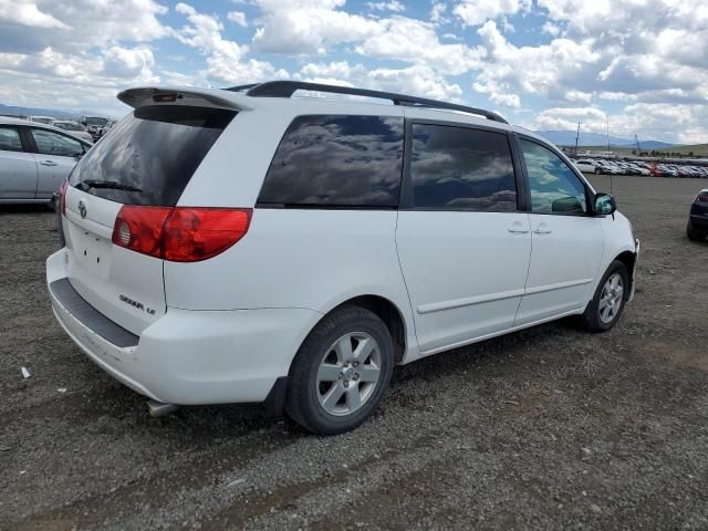 2010 Toyota Sienna CE