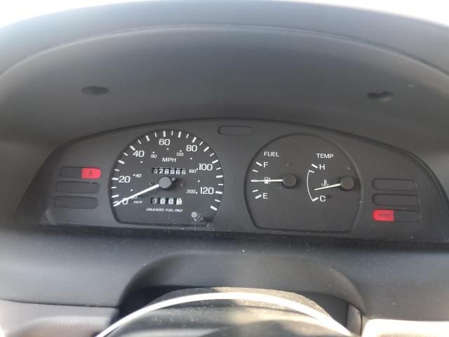 1995 Nissan Sentra Base