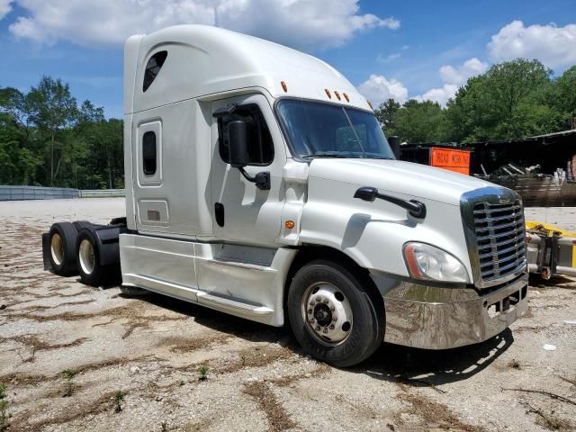 2018 Freightliner Cascadia 125