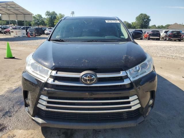 2018 Toyota Highlander SE