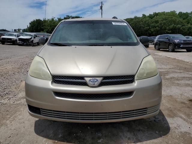 2005 Toyota Sienna CE