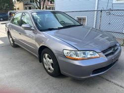 Salvage cars for sale at Elgin, IL auction: 2000 Honda Accord EX