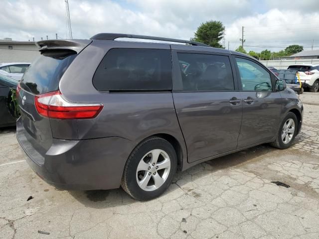 2016 Toyota Sienna LE