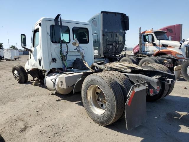 2024 Freightliner Cascadia 116