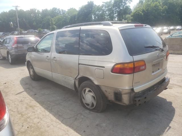 2000 Toyota Sienna LE