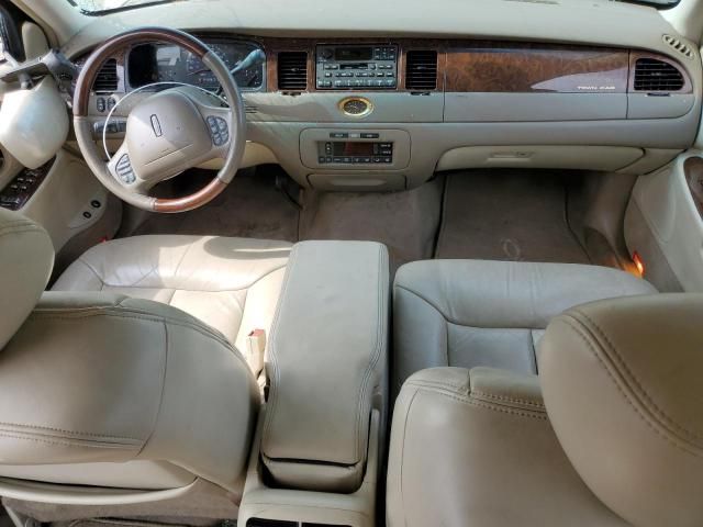 2002 Lincoln Town Car Cartier