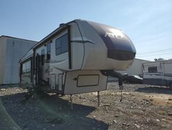 Salvage trucks for sale at Lebanon, TN auction: 2019 Dutchmen 5th Wheel