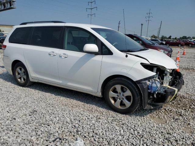 2012 Toyota Sienna LE