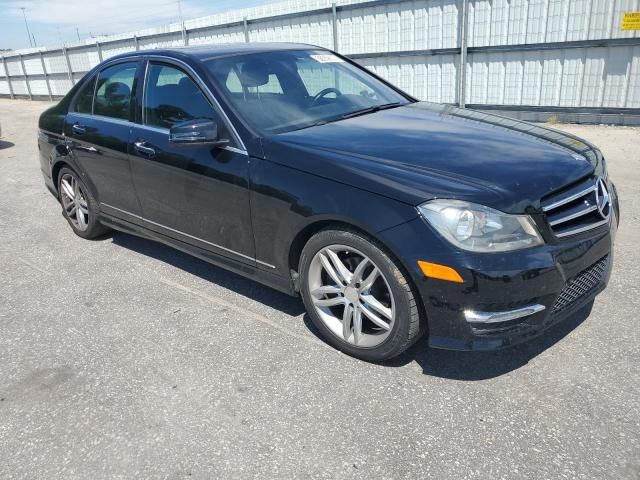 2014 Mercedes-Benz C 250