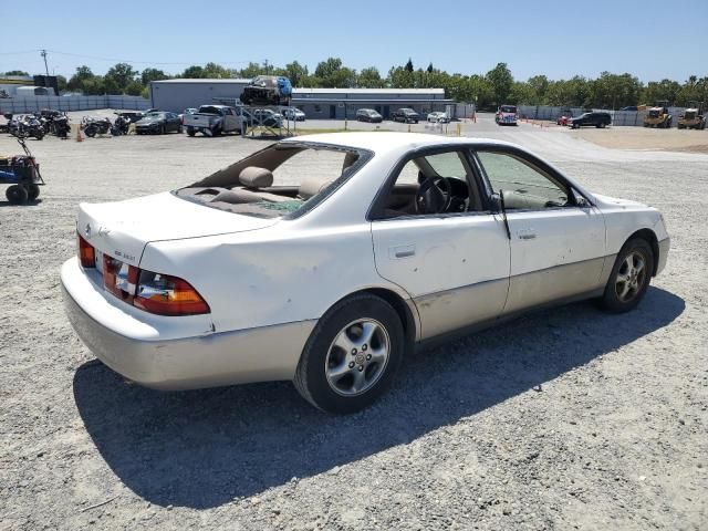 1999 Lexus ES 300