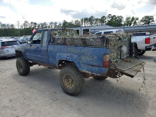 1984 Toyota Pickup Xtracab RN66 DLX