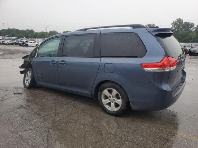 2014 Toyota Sienna LE