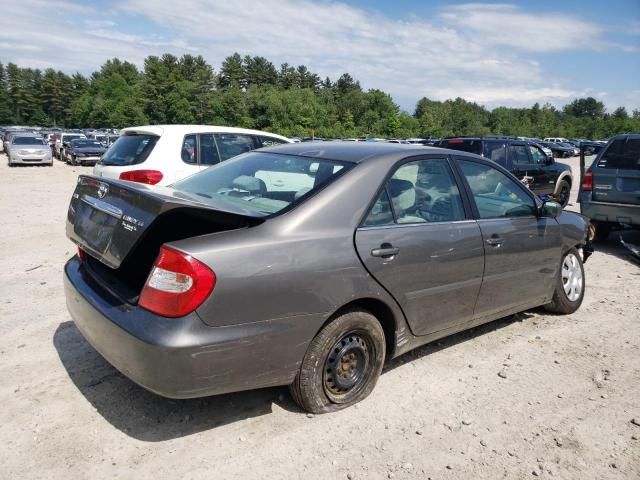 2004 Toyota Camry LE