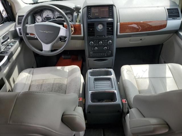 2008 Chrysler Town & Country Touring