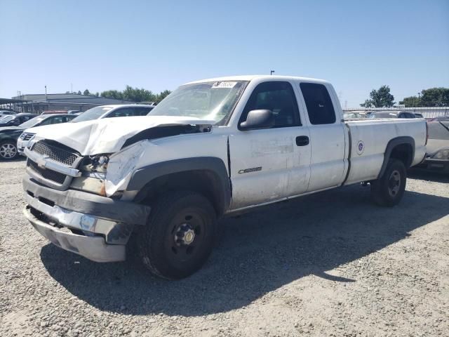 2004 Chevrolet Silverado C2500 Heavy Duty