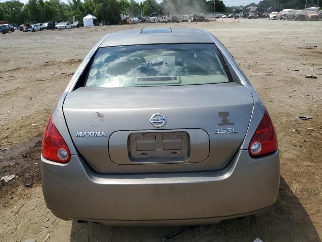 2004 Nissan Maxima SE