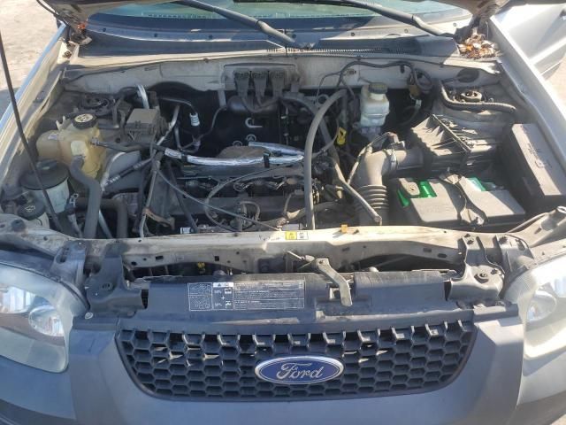 2005 Ford Escape XLS