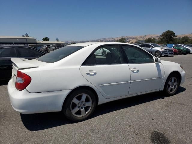 2004 Toyota Camry LE