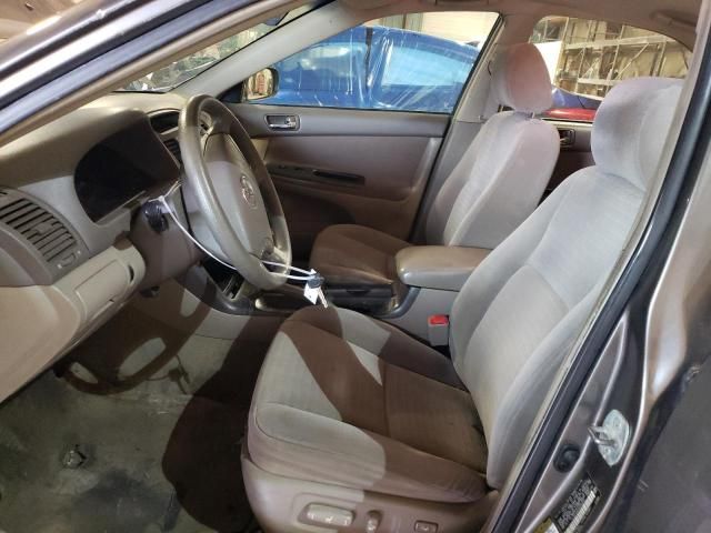 2005 Toyota Camry LE