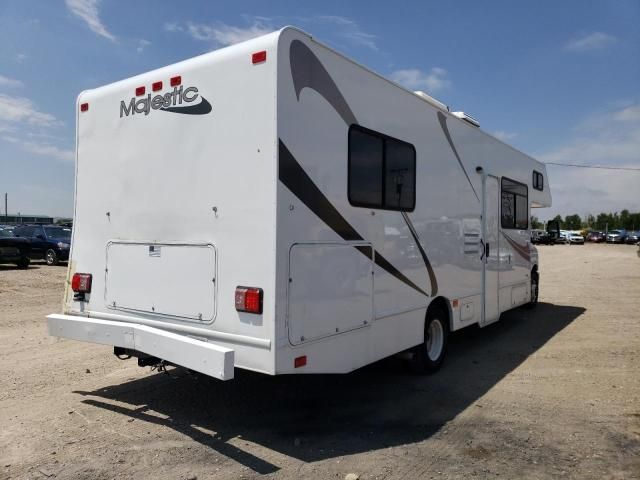 2014 Ford Econoline E450 Super Duty Cutaway Van