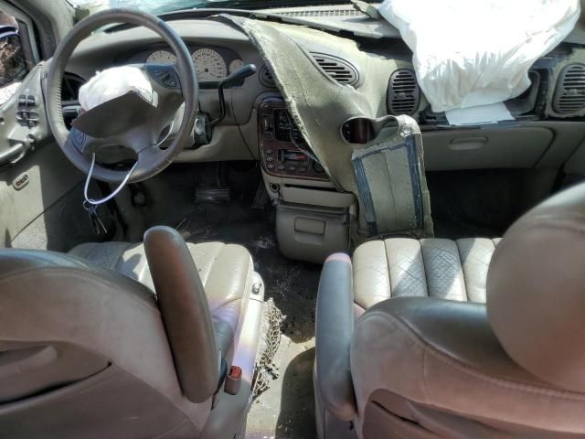 2000 Chrysler Town & Country Limited