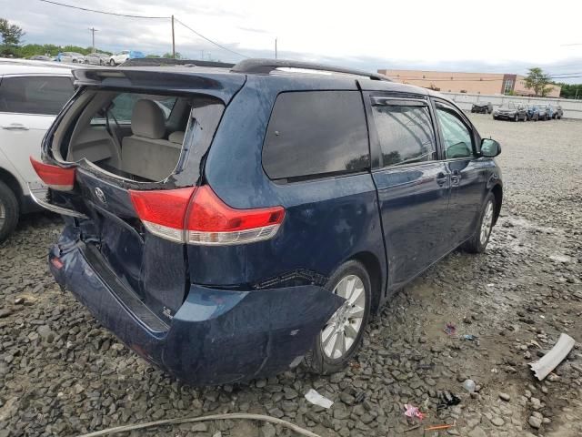 2012 Toyota Sienna LE