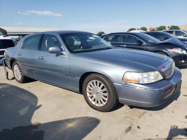 2003 Lincoln Town Car Executive