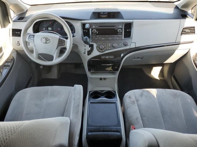 2012 Toyota Sienna LE