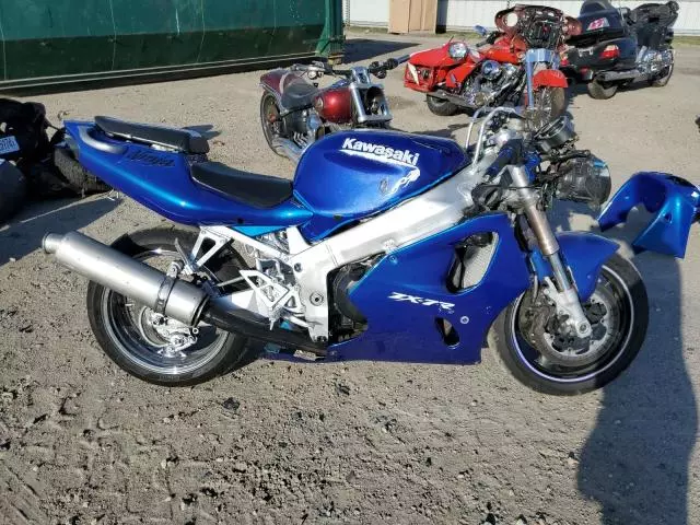 2001 Kawasaki ZX750 P