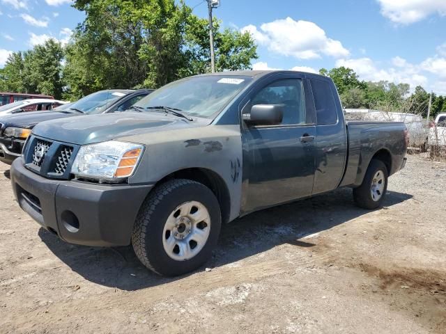 2004 Nissan Titan XE