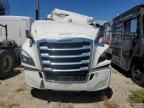 2020 Freightliner Cascadia 126