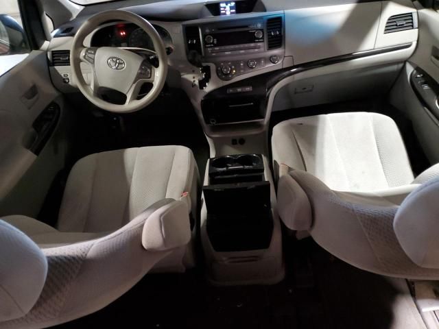 2012 Toyota Sienna LE