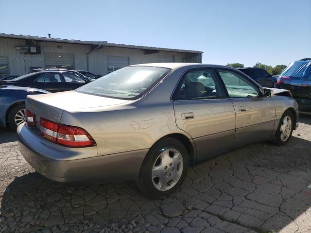 2000 Lexus ES 300