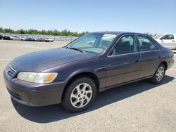 2000 Toyota Camry LE en venta en Fresno, CA