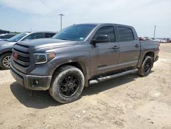 Salvage cars for sale at Temple, TX auction: 2015 Toyota Tundra Crewmax SR5