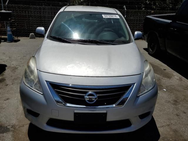 2013 Nissan Versa S