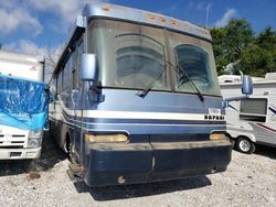 Salvage trucks for sale at Rogersville, MO auction: 2000 Safari Sahara